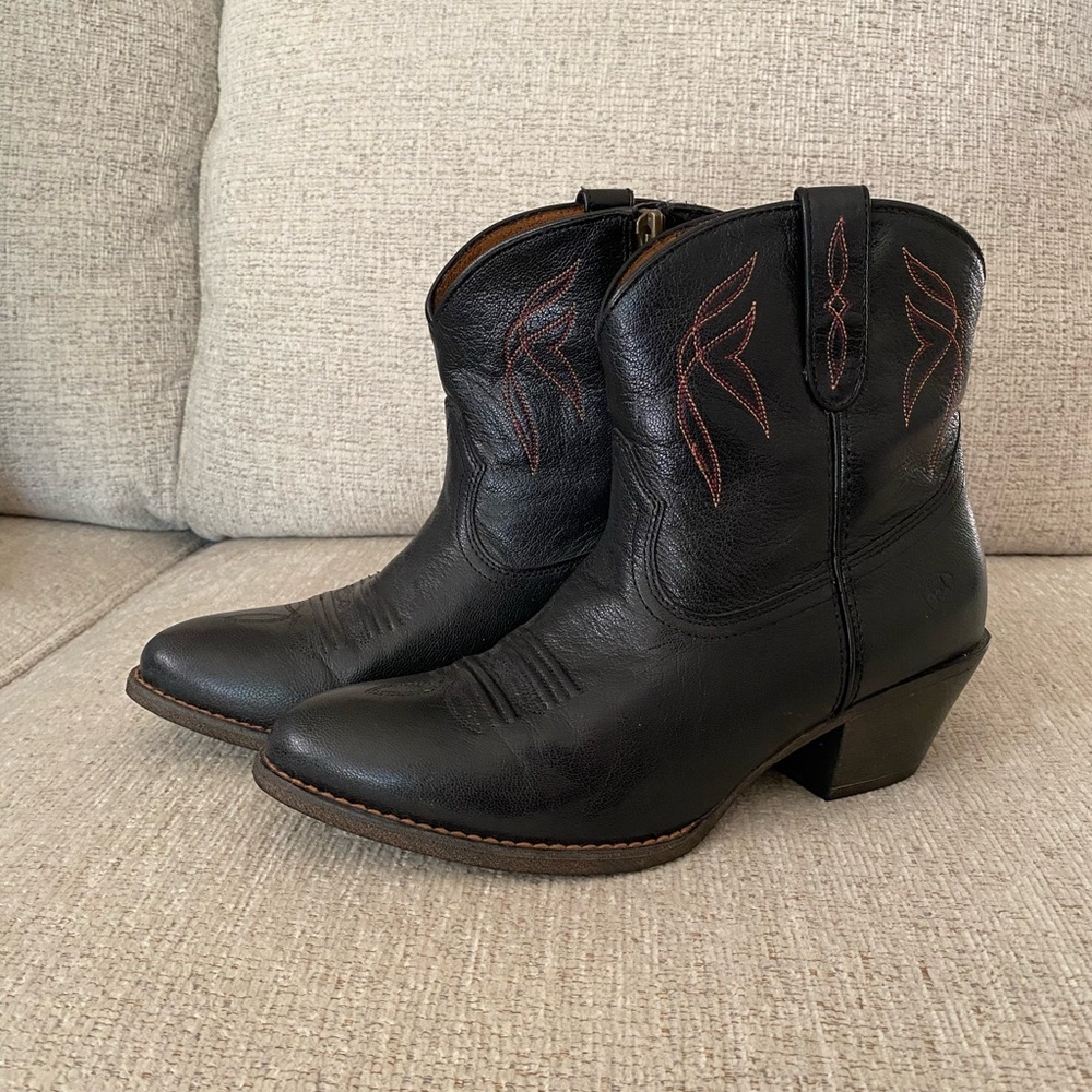 Ariat Darlin Ankle Boot 9